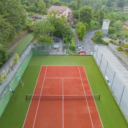 Veronica 度假居 *